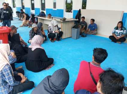 Soroti Rekrutmen SPPG di Warnajati, Warga Tuntut Keterbukaan dan Keadilan bagi Tenaga Kerja Lokal